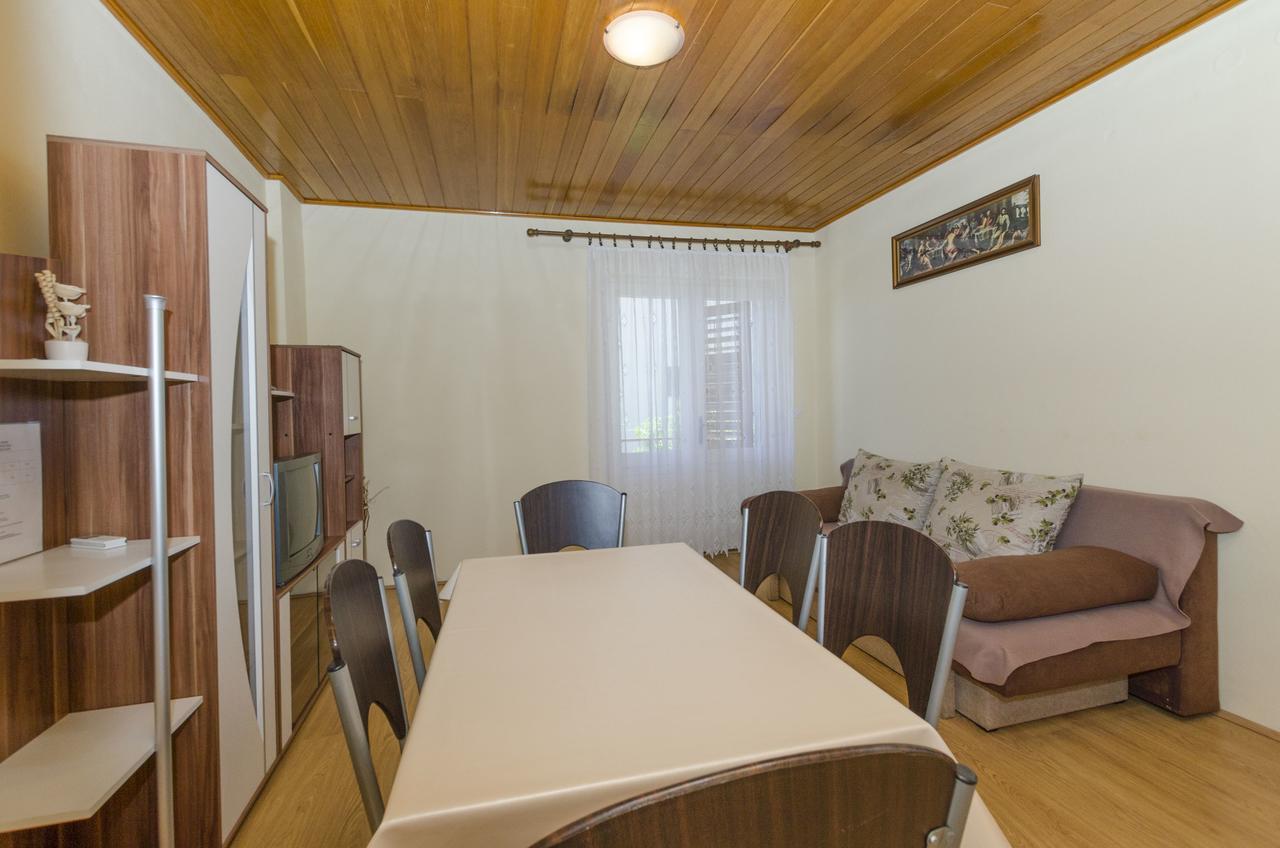 Apartments Katica Primosten Luaran gambar