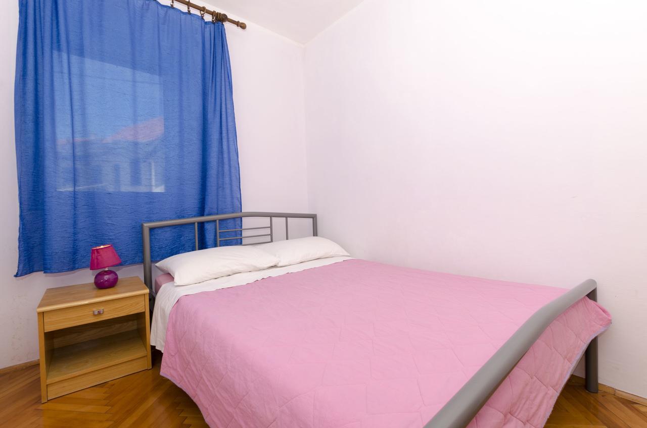 Apartments Katica Primosten Luaran gambar