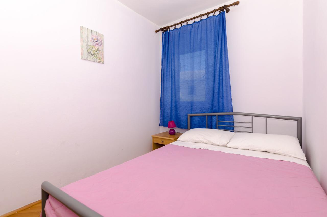 Apartments Katica Primosten Luaran gambar