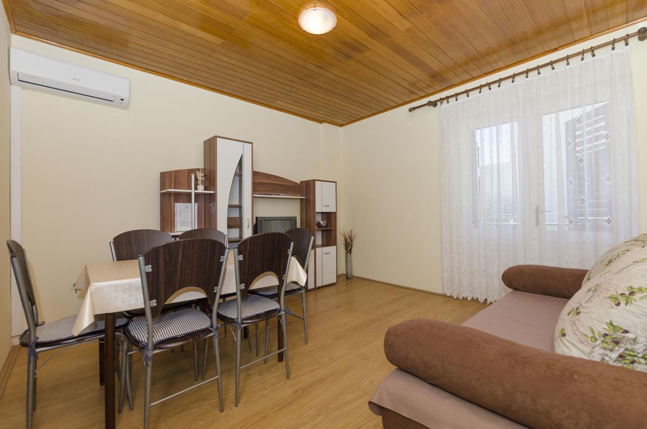 Apartments Katica Primosten Luaran gambar