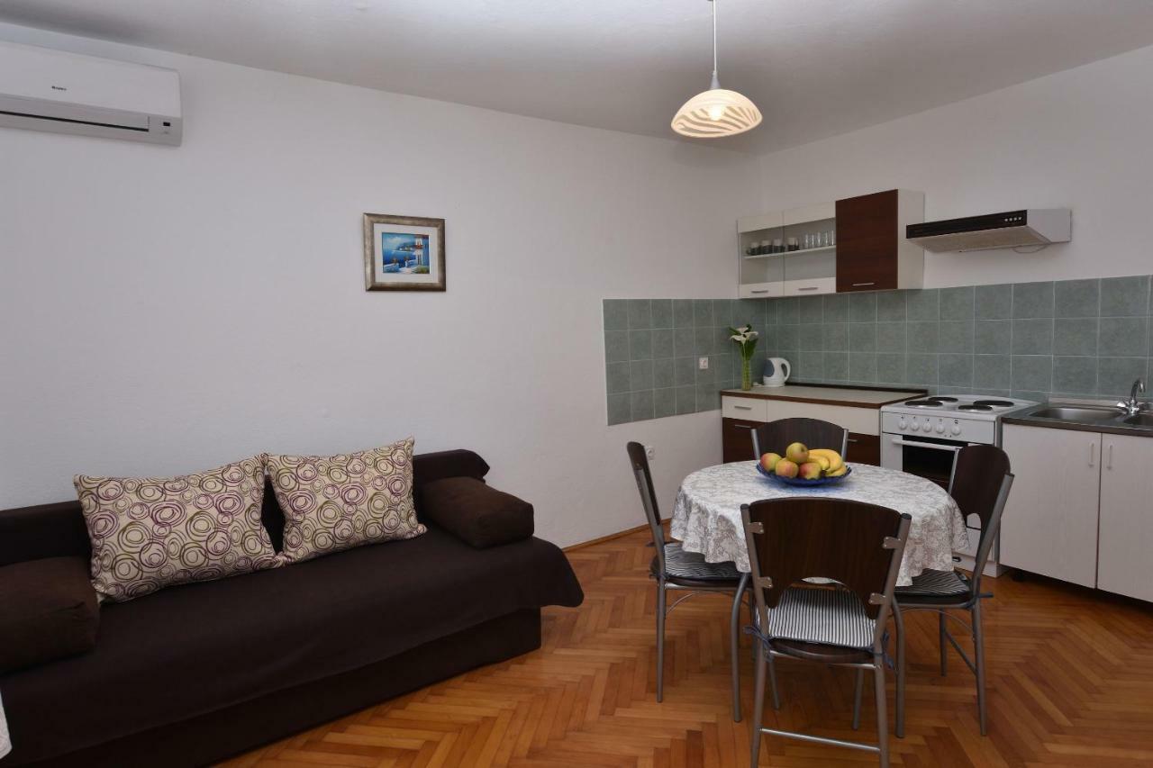 Apartments Katica Primosten Luaran gambar